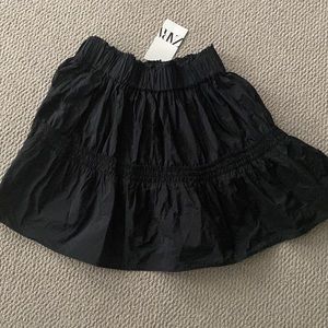Zara short black adorable skirt new with tags Small